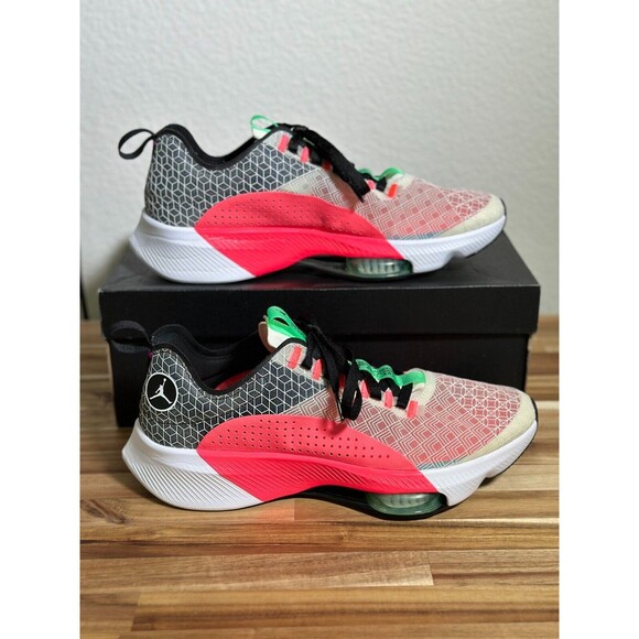 Size 11 - Nike Air Jordan Air Zoom Renegade Flash Crimson - CJ5383-002 main image 7